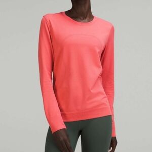 Swiftly Relaxed Fit Long Sleeve Tempo Stripe Pale Raspberry/Brier Rose GUC